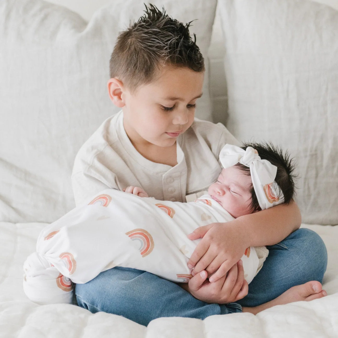 Saranoni Stretchy Swaddles, Hats, & Bows