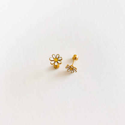 Daisy Stud Earrings